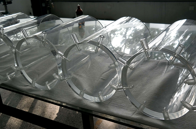 �������AͲ